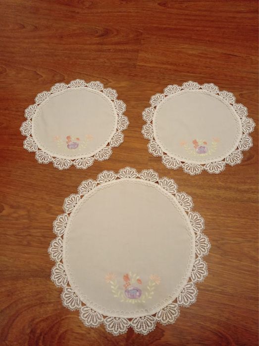 Conjunto de Panos Decorativos Bordados