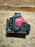 Laser krzyżowy Milwaukee M12 PL laser 360 laser niwelator Milwaukee