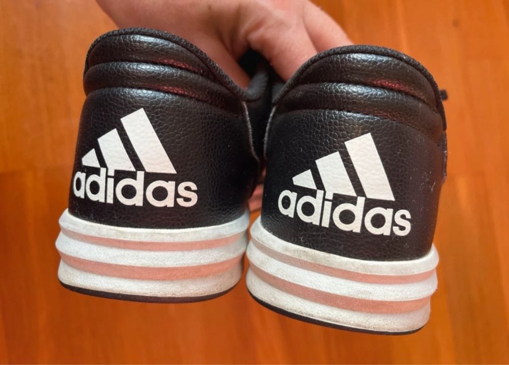 Buty sportowe Adidas