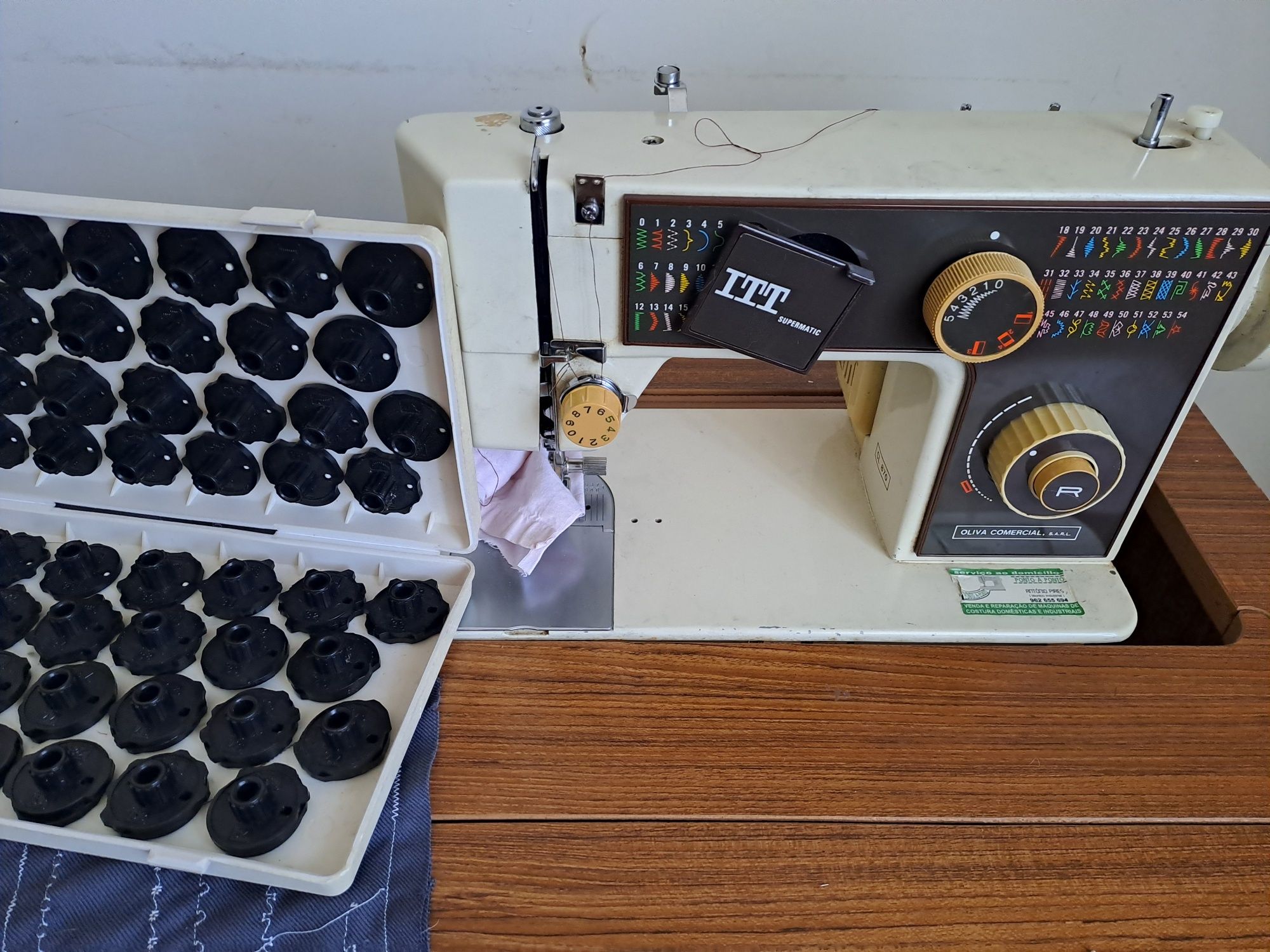 Máquina de costura Oliva CL870