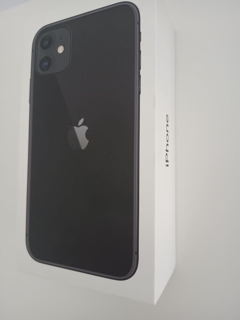 IPhone 11 64GB preto