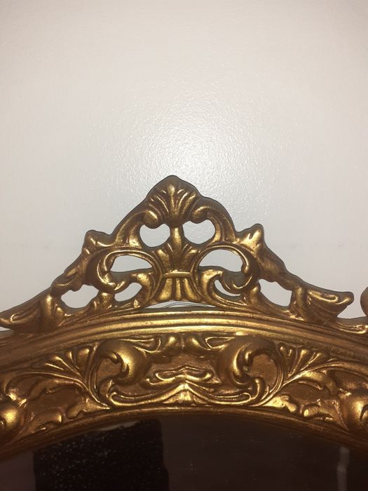 BAIXA DE PREÇO! Espelho antigo, talhado em tons de dourado 90 cm