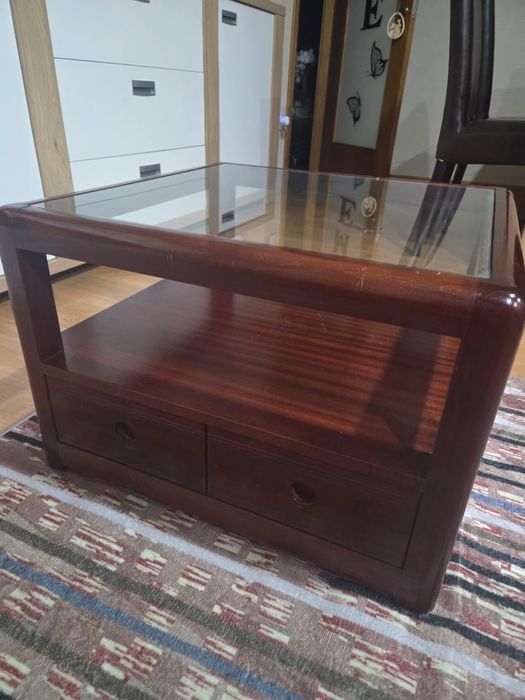 Mesa sala de visitas