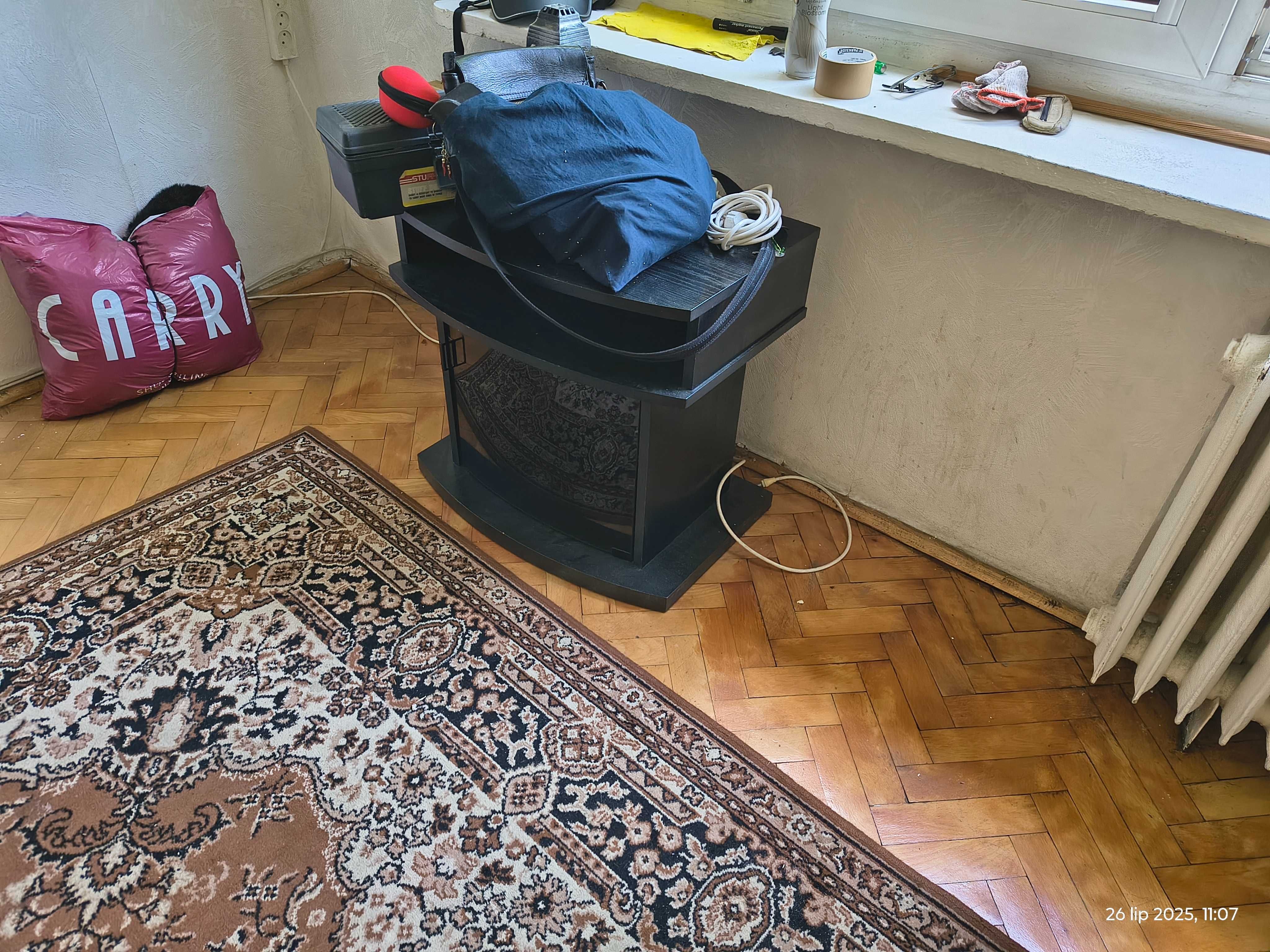 Szafa, szafki kuchenne, stolik pod TV