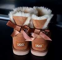 Buty zimowe dziecięce UGG rozm.34