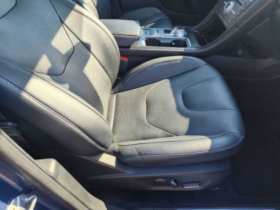 Ford Fusion Hybrid Titanium      2019