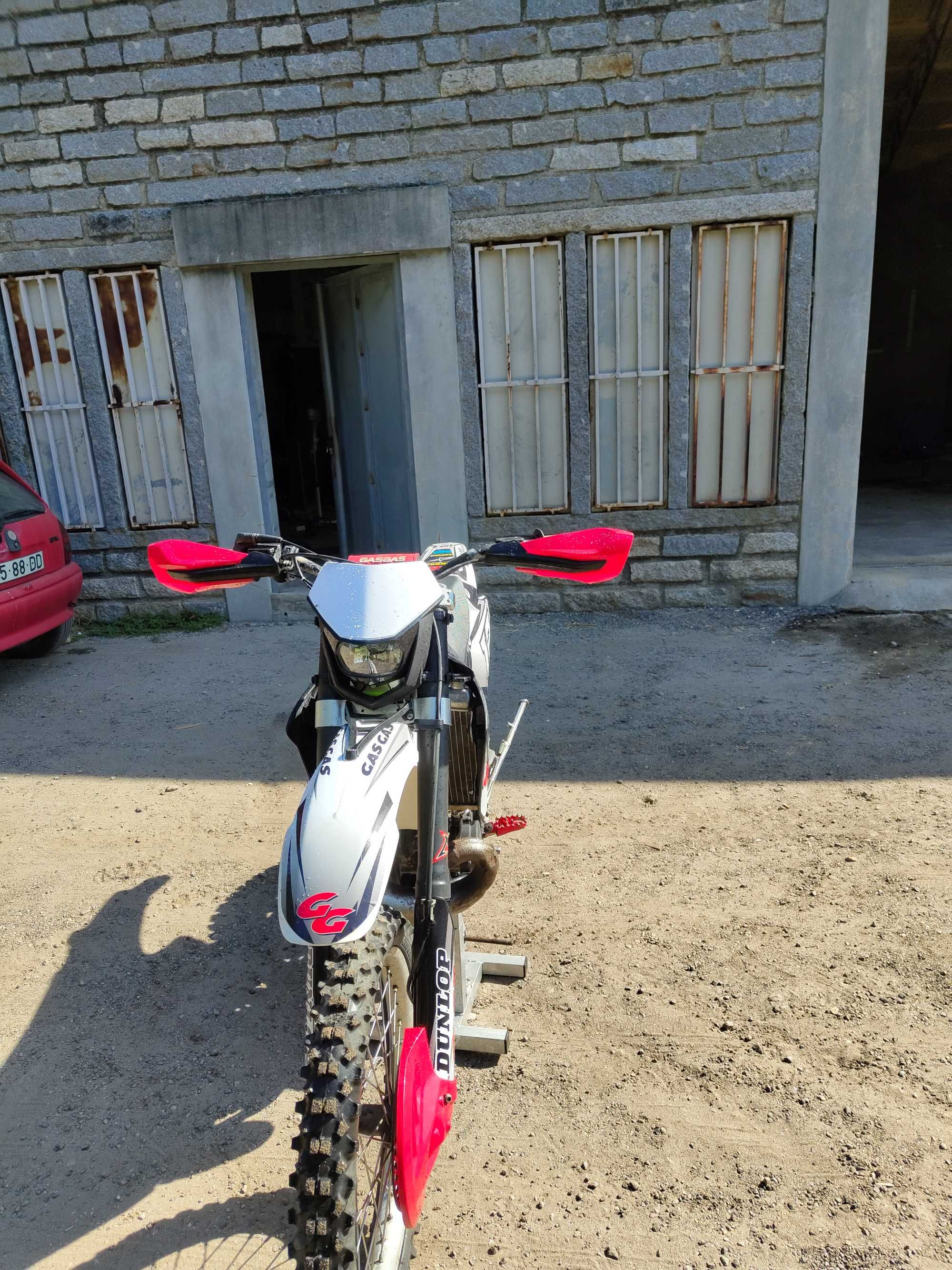 Gas gas ec200 matrículada