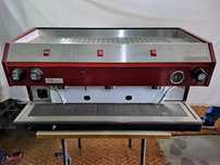 NOVA Máquina de Café Astoria 4 Grupos