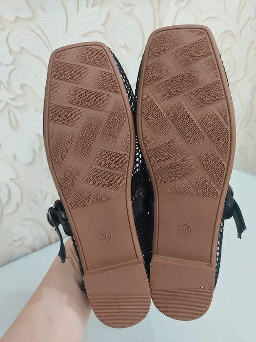 Жіночі туфлі, балетки в сіточку