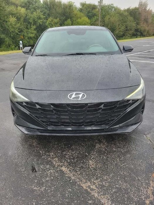 Hyundai Elantra SEL      2021