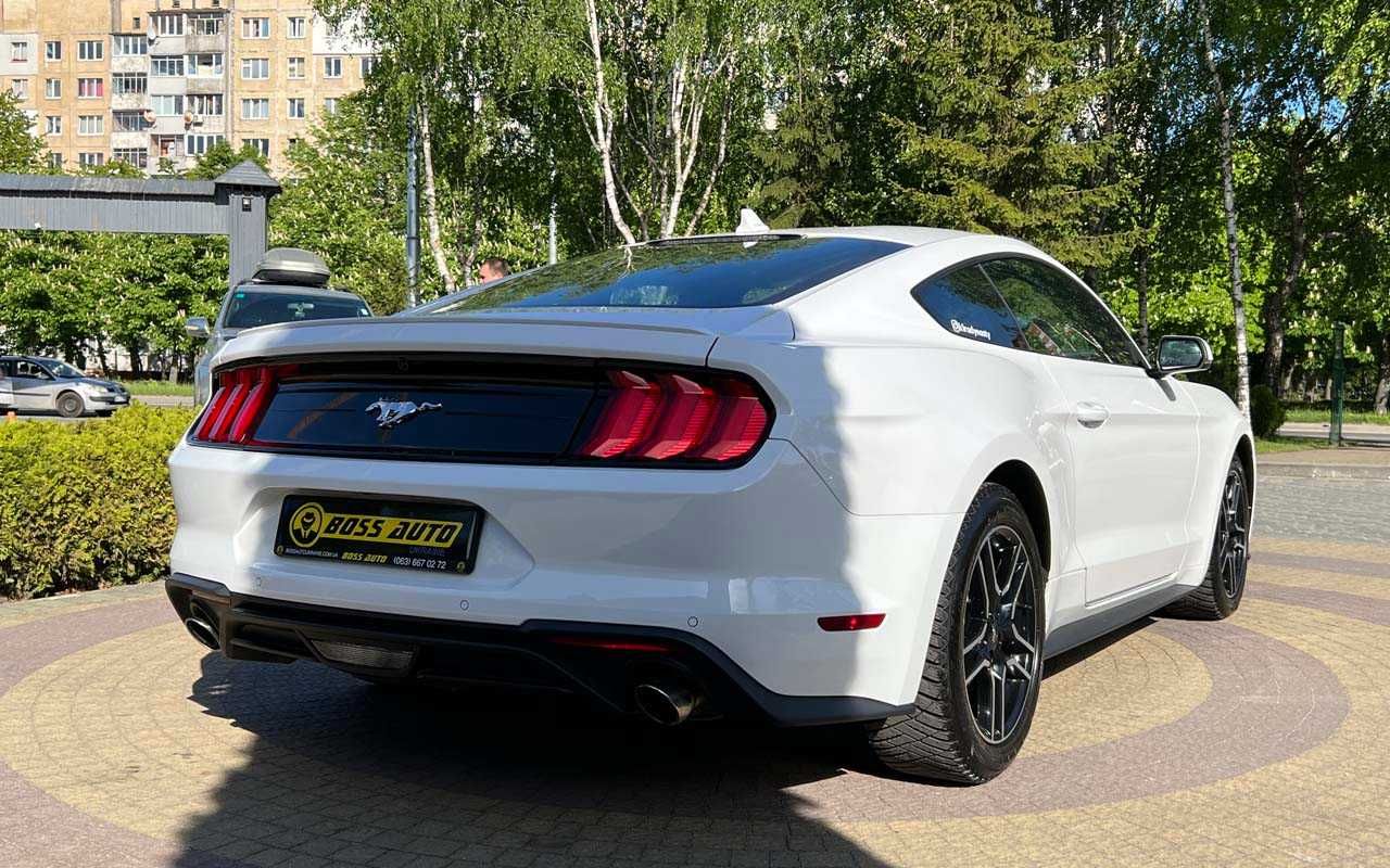 Ford Mustang 2020