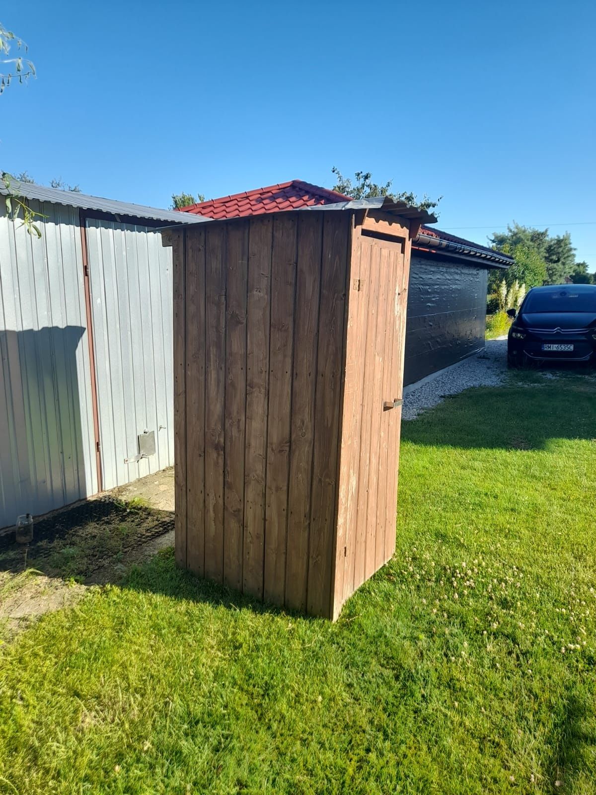 WC.Kibel na budowę. Toaleta.