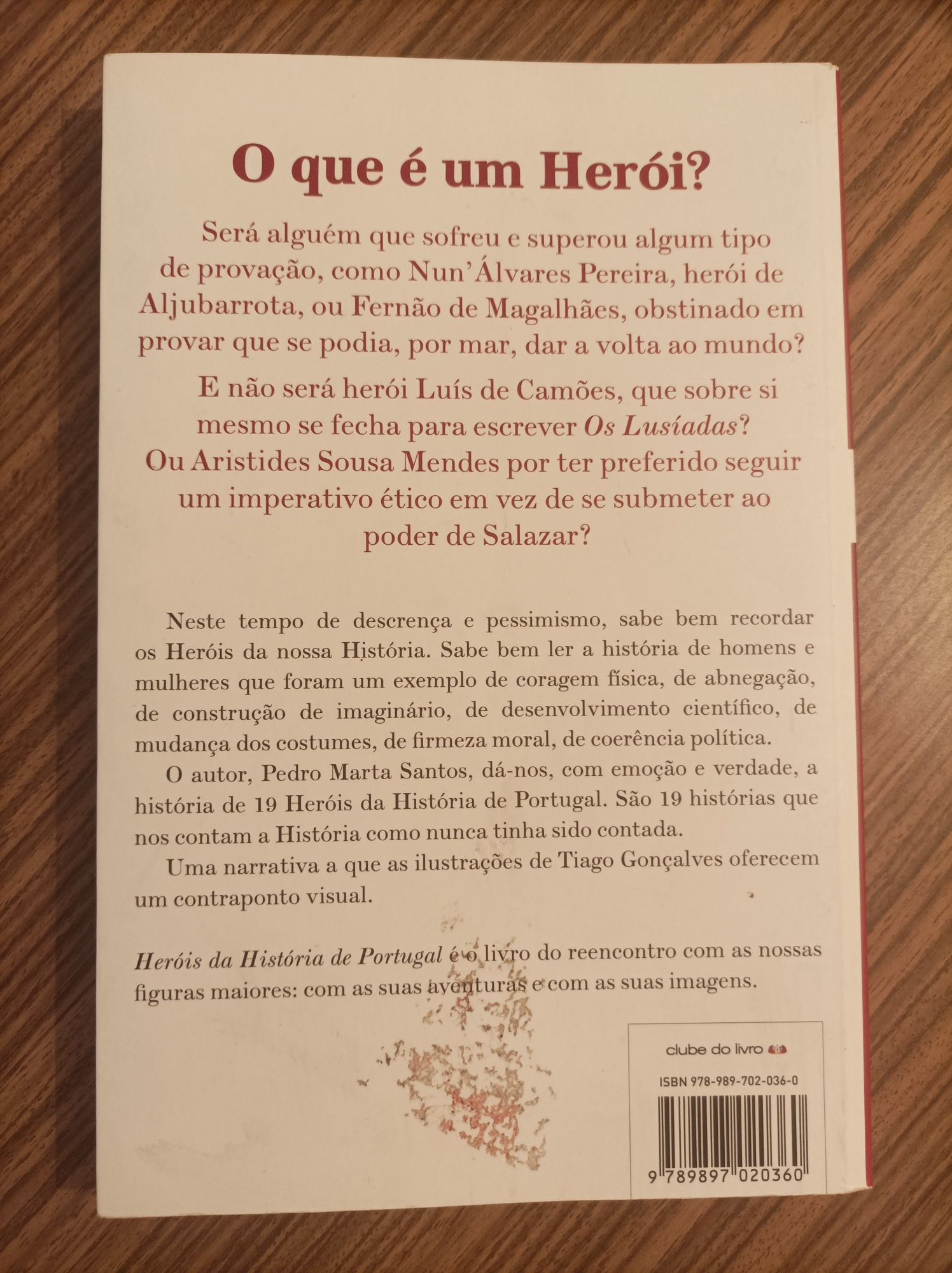 Livro "Heróis da História de Portugal como nunca foram contados"