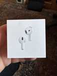 Sprzedam słuchawki APPLE AirPods 4 z aktywną redukcją hałasu
