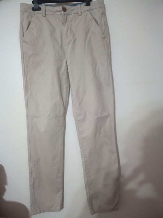 Calças rapaz bege