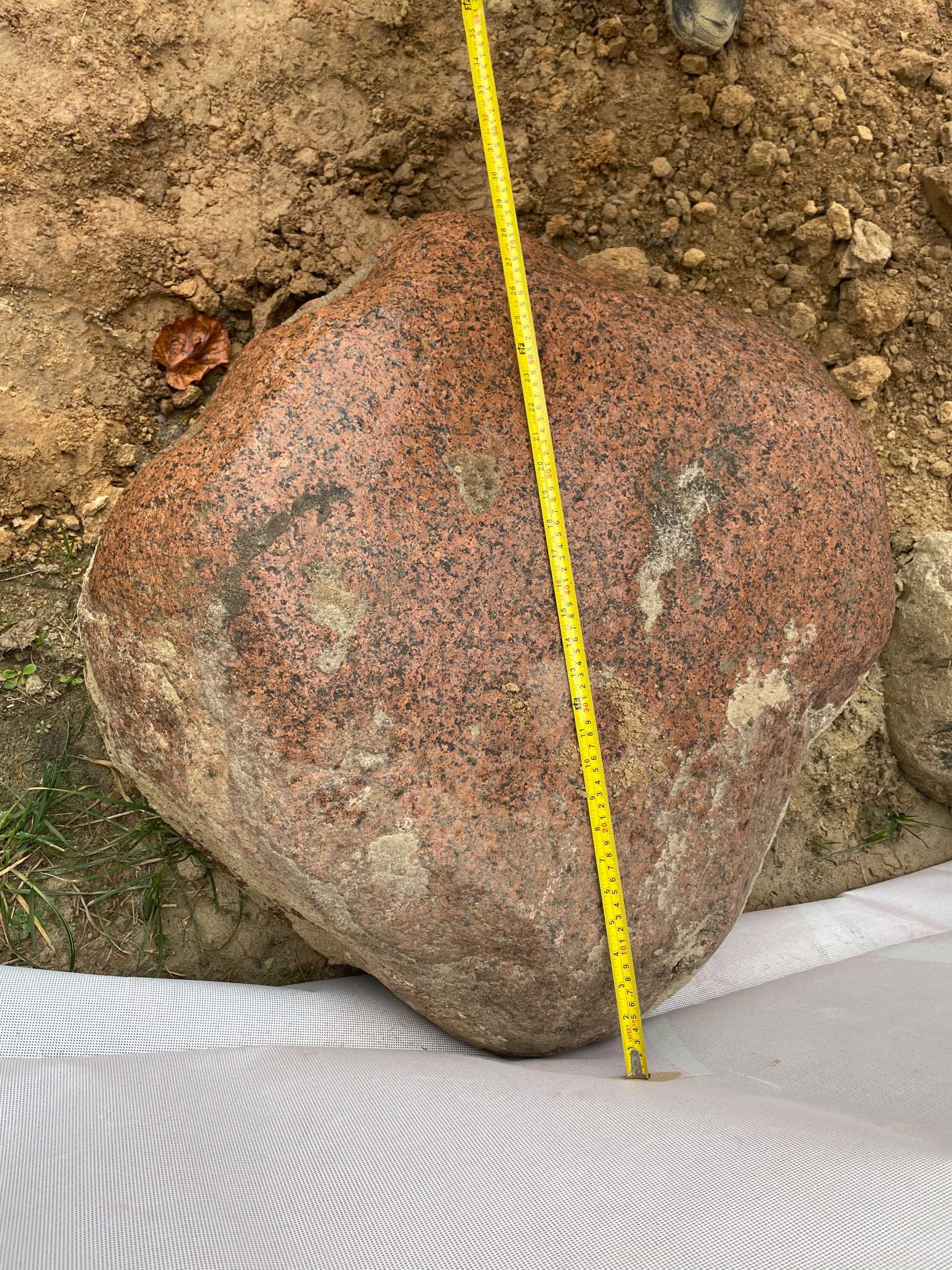 Duży kamień polny 70x70x40 cm