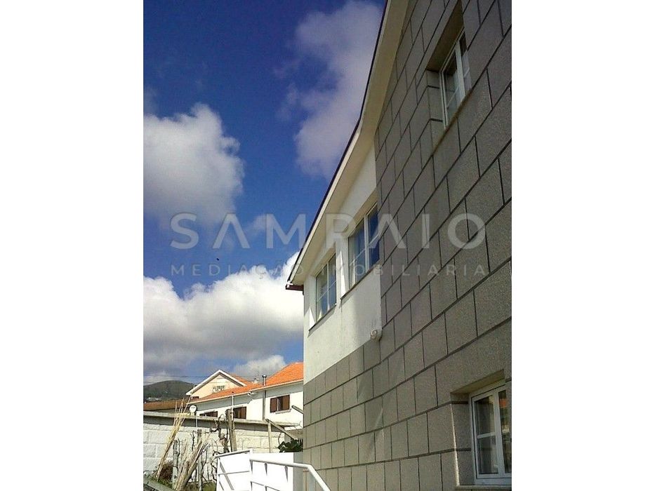 Moradia T4- Baião c/ Terreno!