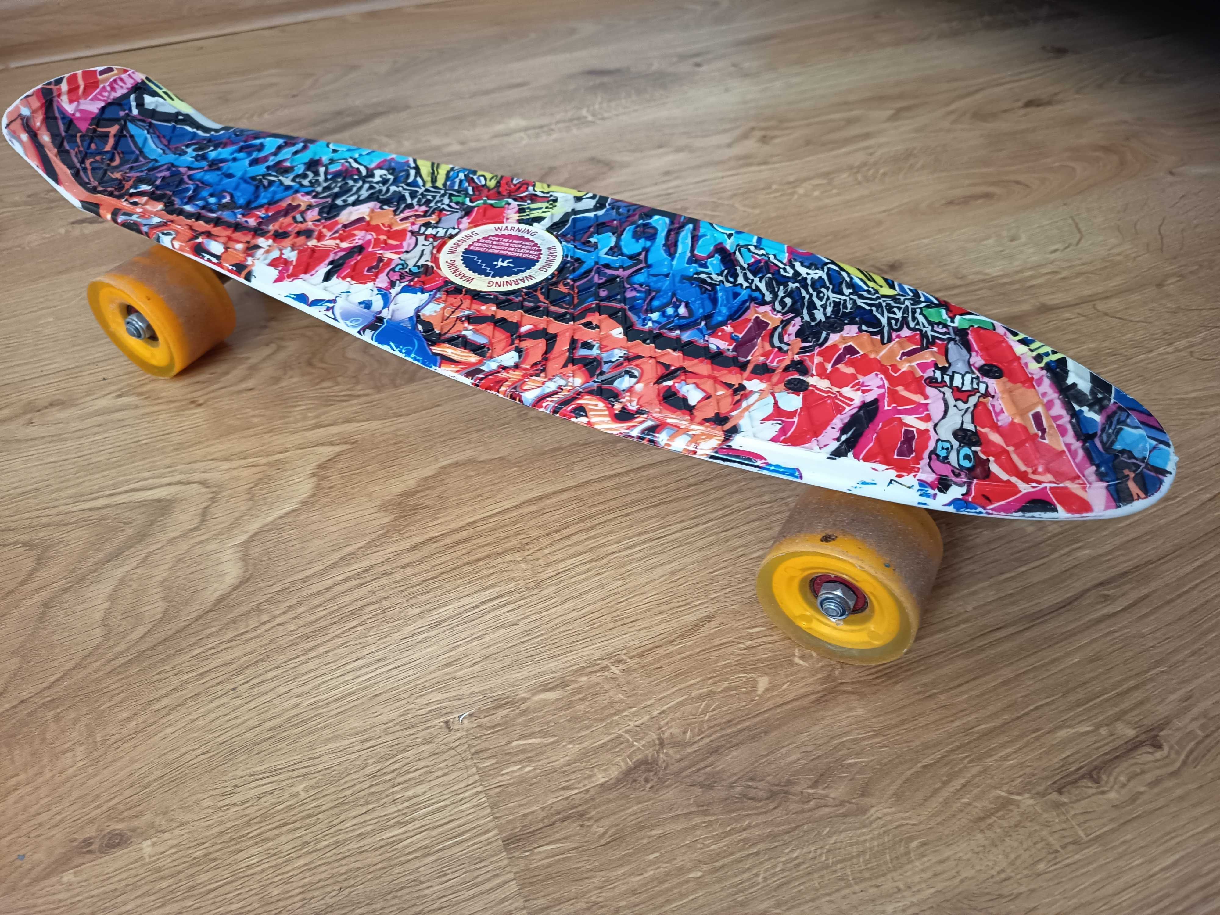 Fishboard fiszka deskorolka 56 cm graffiti F6