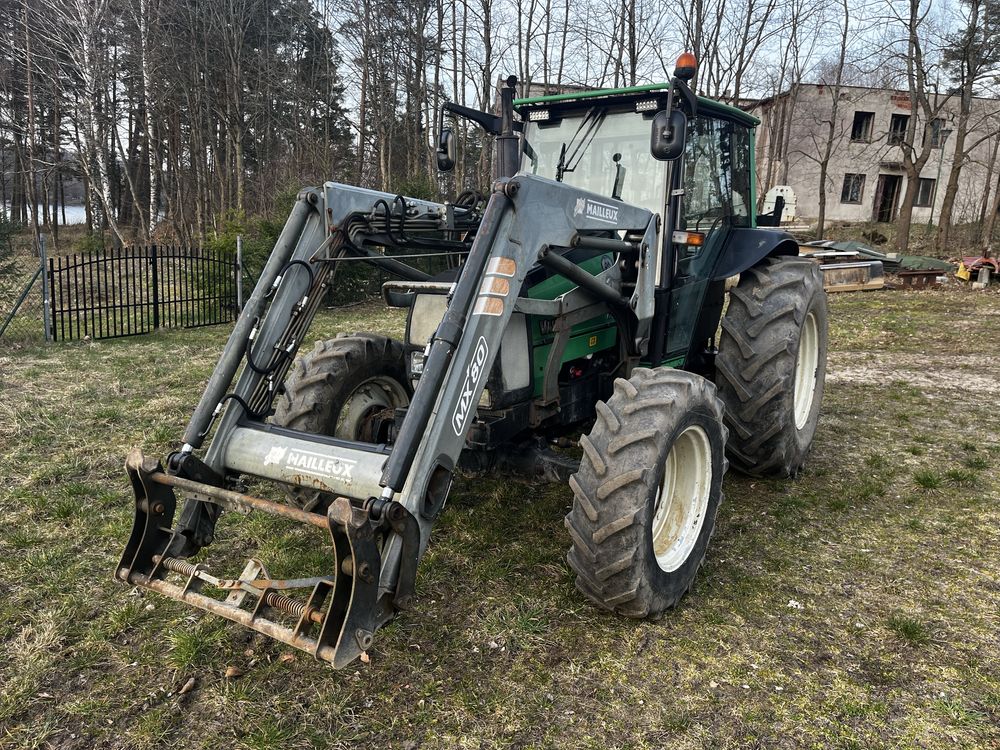 Ciagnik Valtra A75 tur łyżka widly