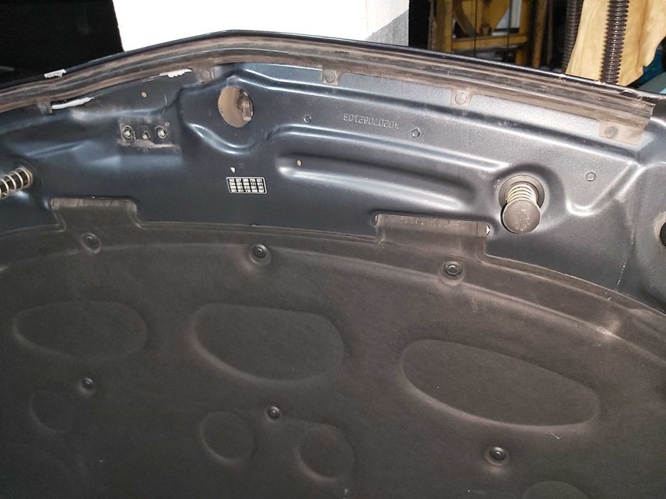 Capot Mercedes w204 Classe C