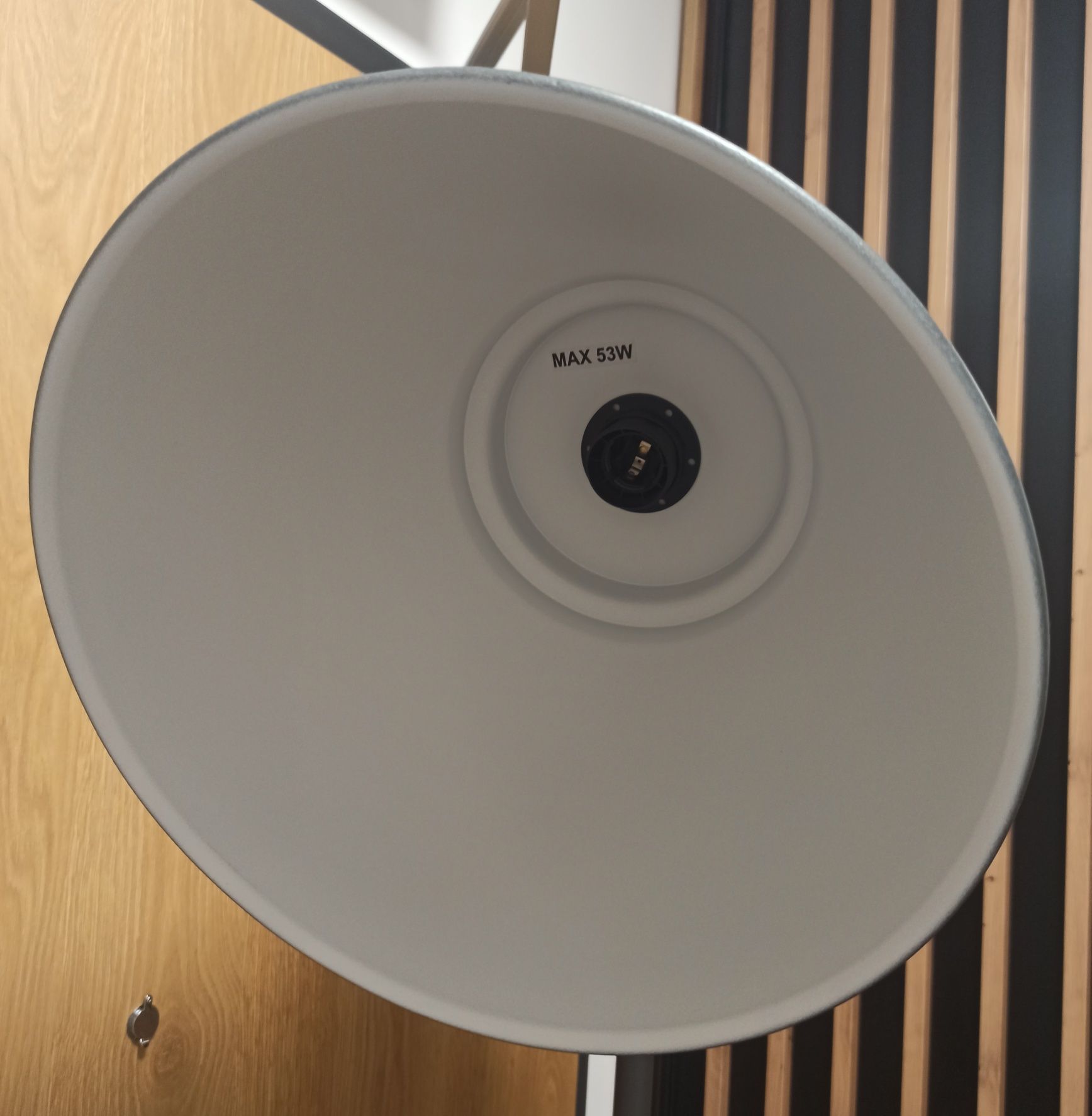 Lampa podłogowa hektar