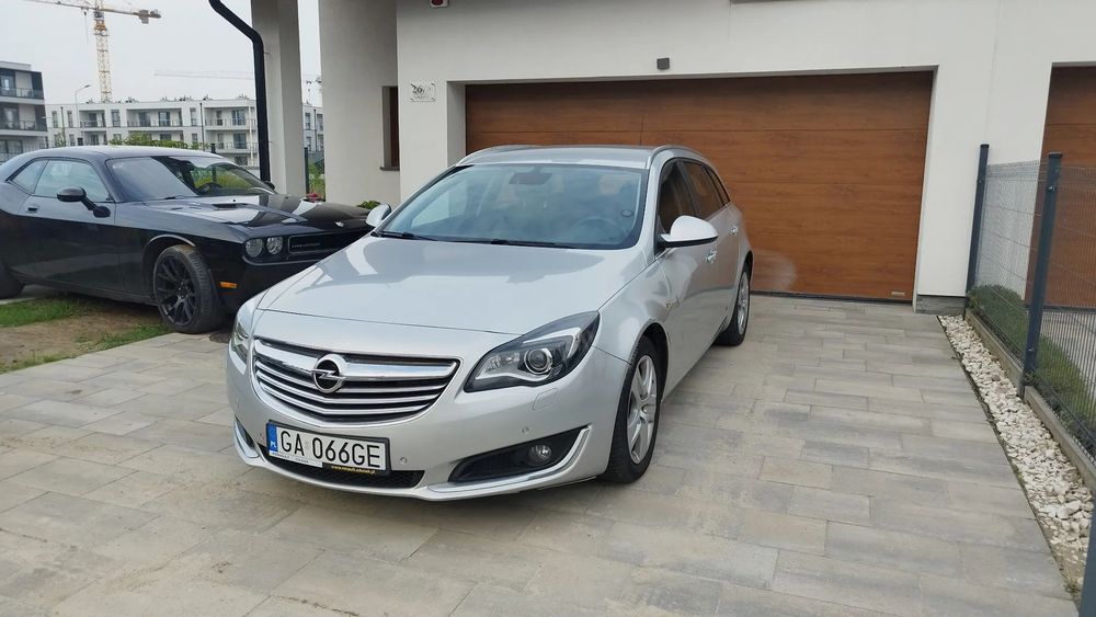 Opel Insignia PL salon, ksenon skrętny, autmatyczne długie, AndroidAuto, czujniki x2