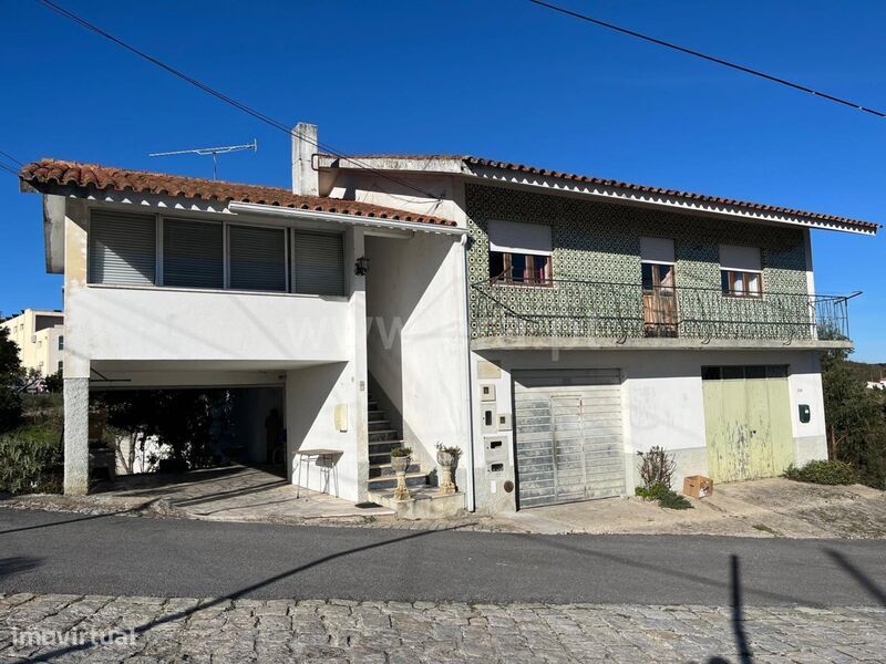 Moradia Isolada T6 / Oliveira do Hospital, Nogueira do Cravo