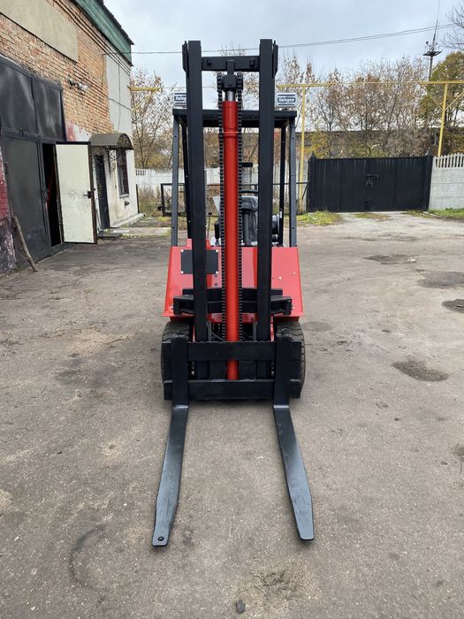 Погрузчик Балканкар дв1621