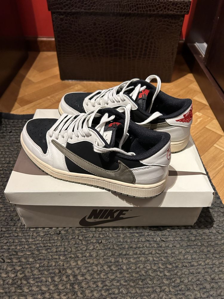 Travis Scott Air Jordan 1 Low OG Olive