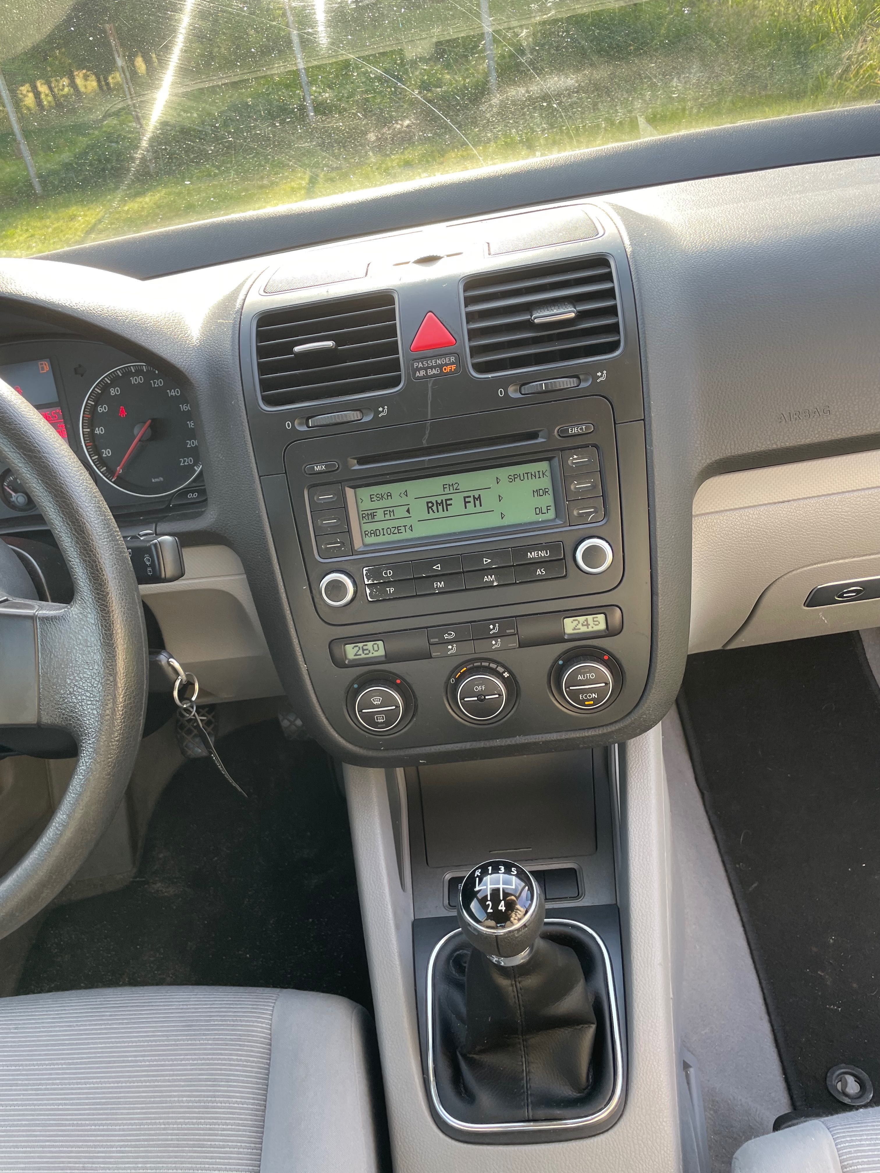 VW Golf 5 1.4mpi benzyna