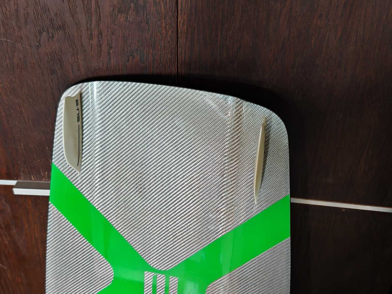 Deska kite Su2 OneTheEdge Exclusive 141 x 42