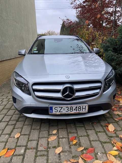 Mercedes GLA 250, 2,0 4x4, srebrny met.