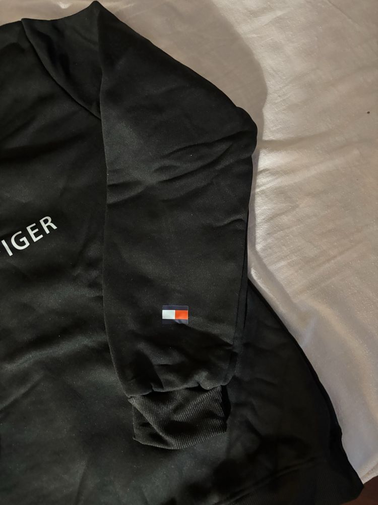 Tommy Hilfiger !!