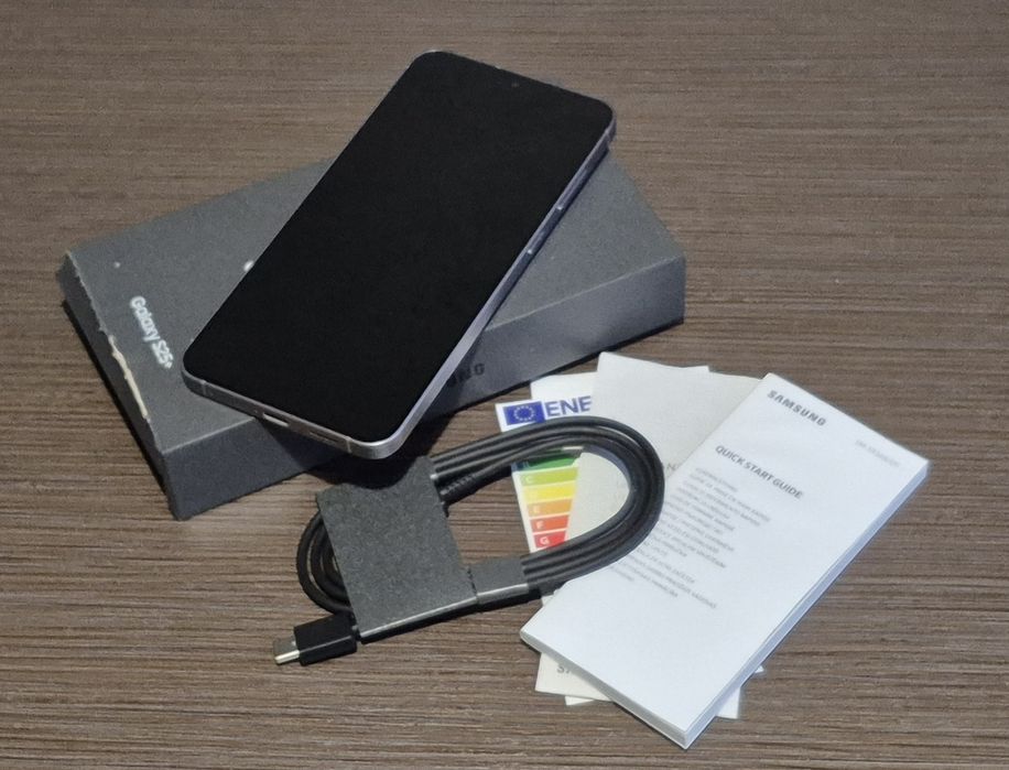 Smartfon SAMSUNG GALAXY S25+ 12GB/256GB (4013)