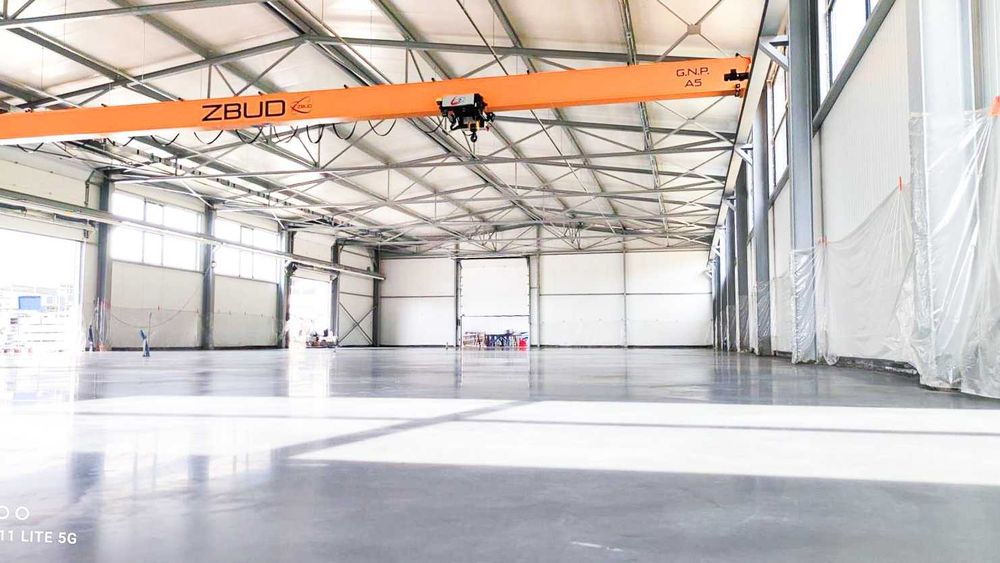 Posadzki przemysłowe podjazdy betonowe zacieranie chudziak wylewki