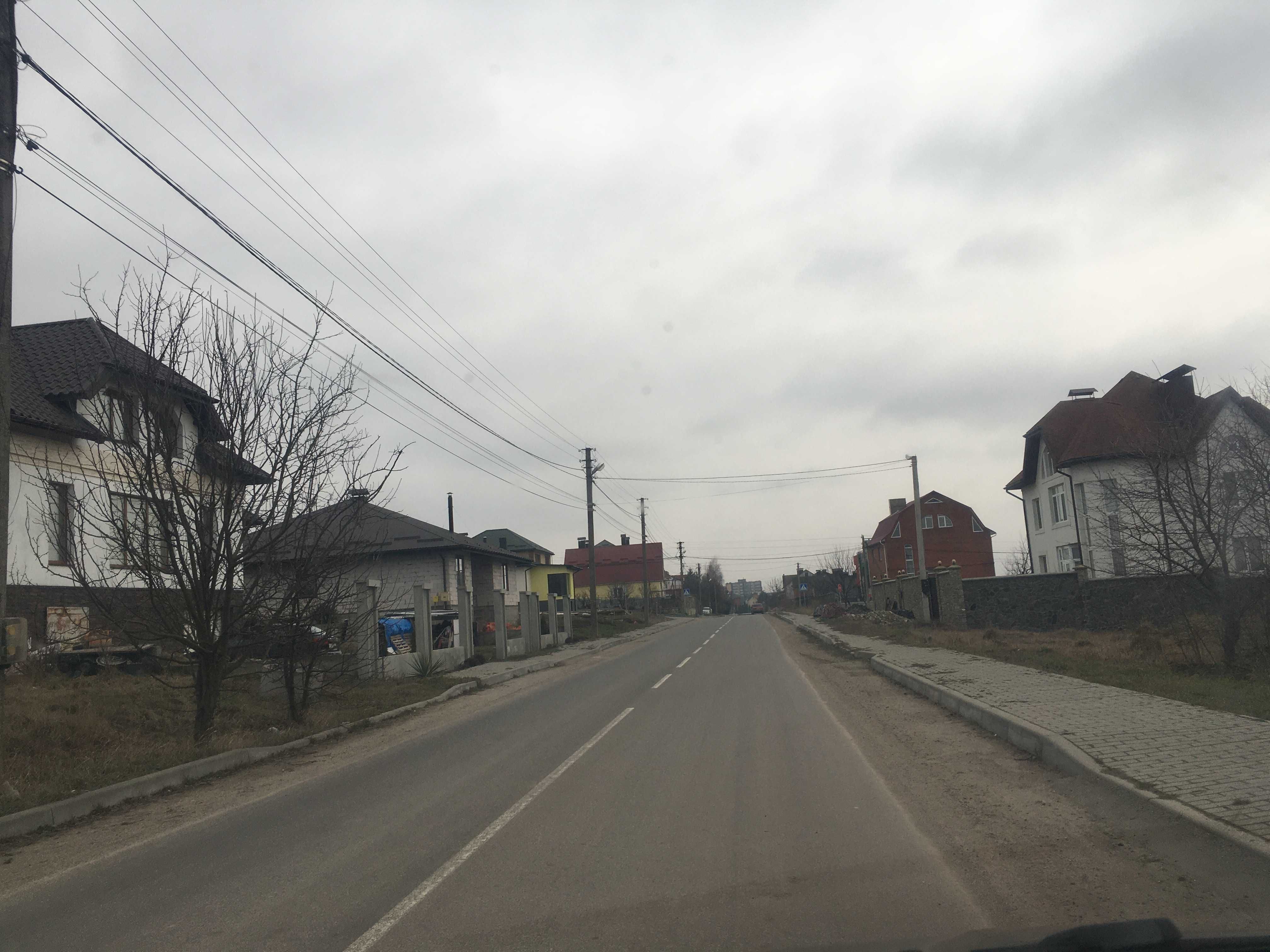 Озерна,цегла,10 соток