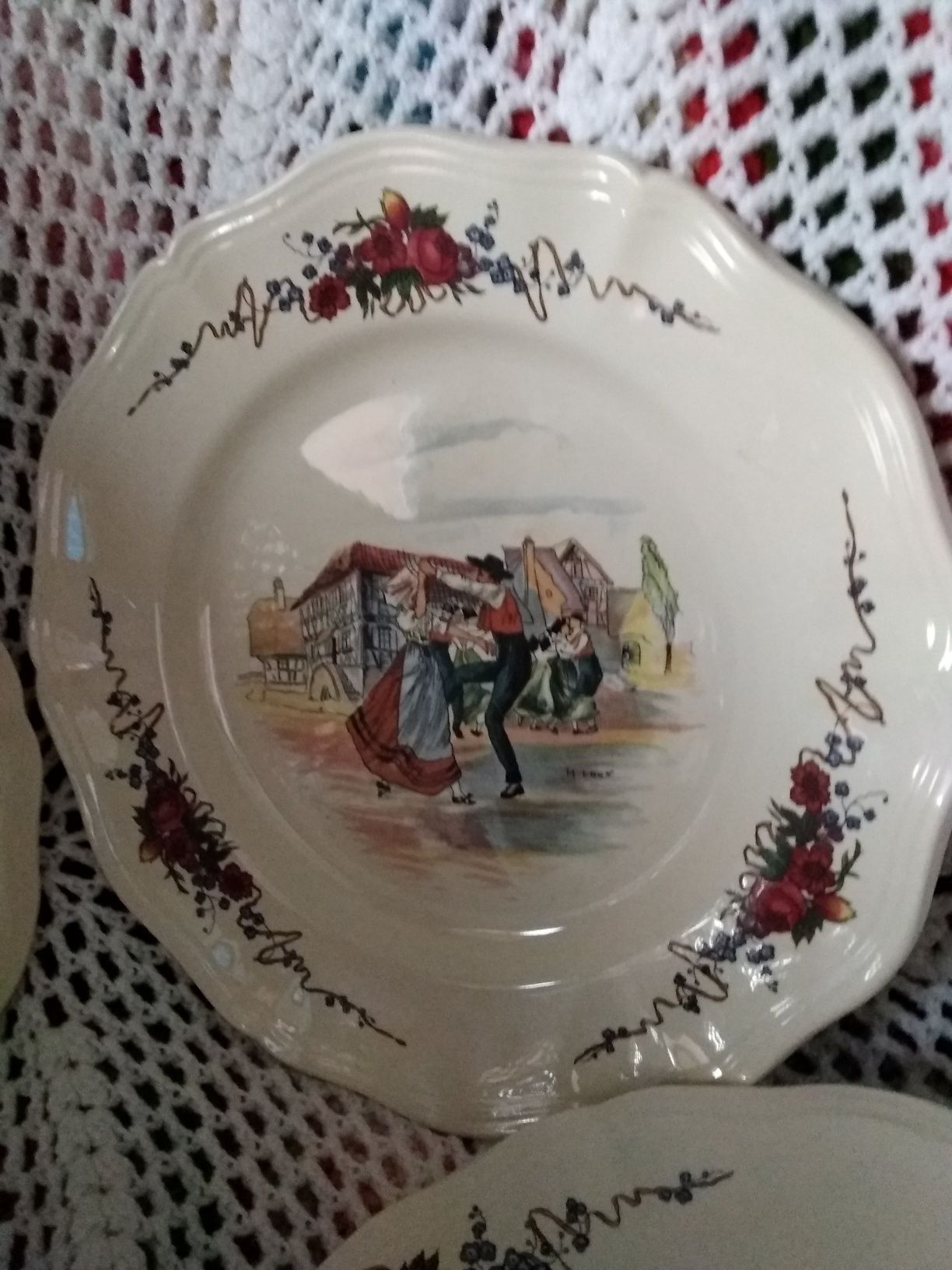 Talerze obiadowe porcelana Francja kpl 4 szt