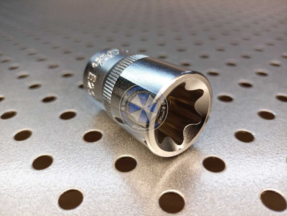 Nasadka Torx E20 Nasadka E-TORX 1/2" E20 Cr-V HONITON TORX E20 TORX 20