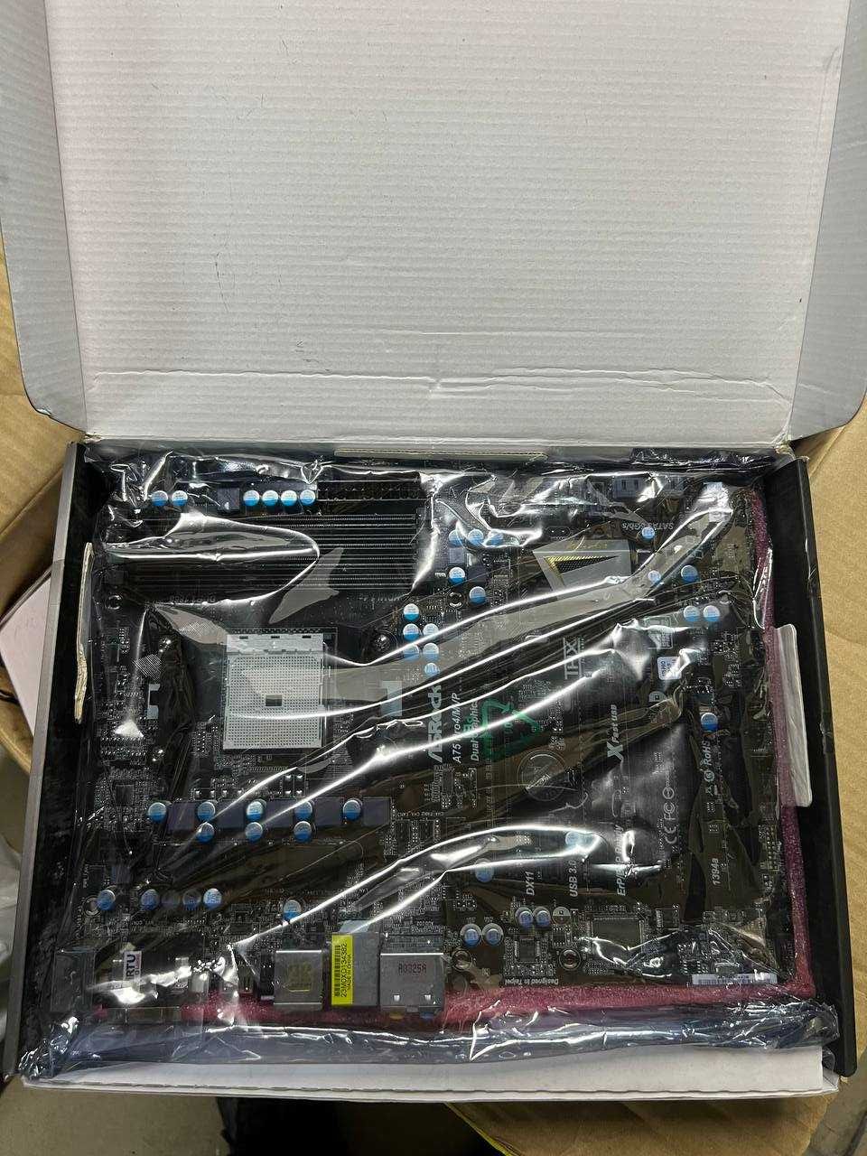 Материнська плата ASRock A75 Pro4 (sFM1, AMD A75, PCI-Ex16)