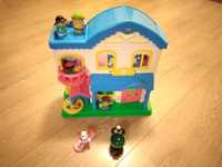 Domek Fisher price