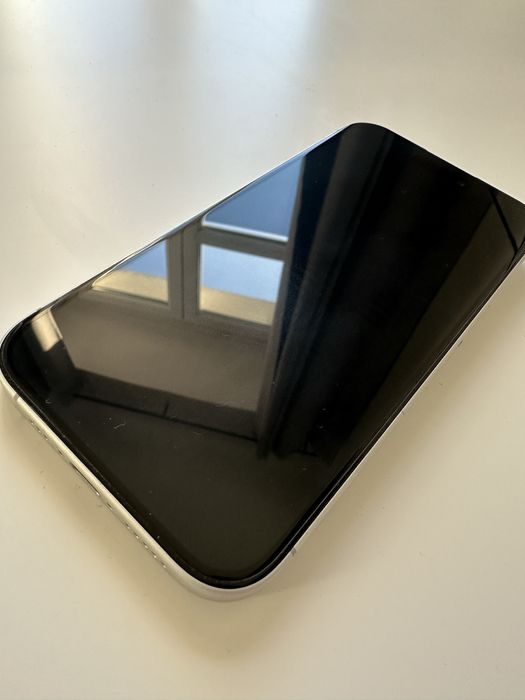 IPhone 16 na gwarancji biały