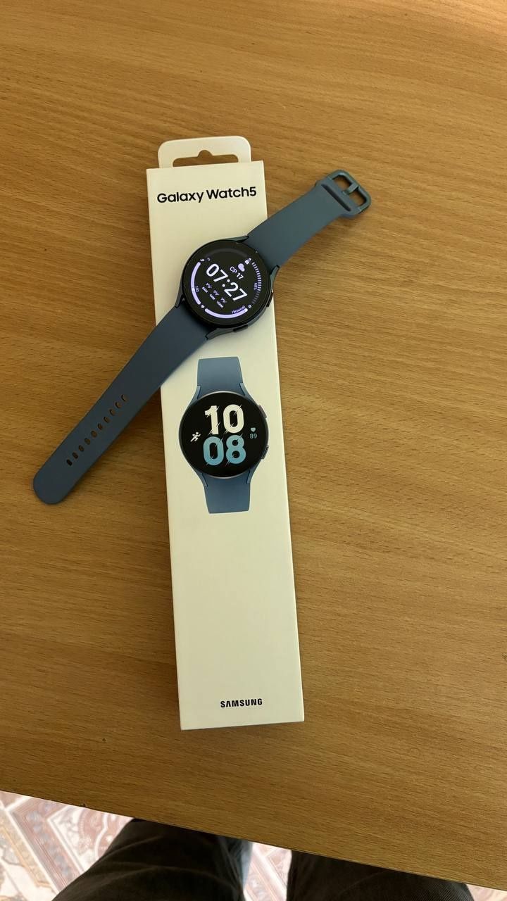 Смарт годинник,samsung watch5