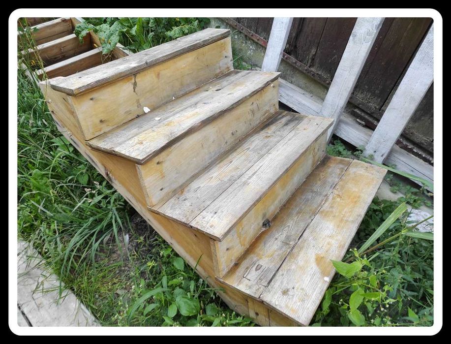 Schody drewniane na podwyższenie lub półpiętro 70 cm wysokosci