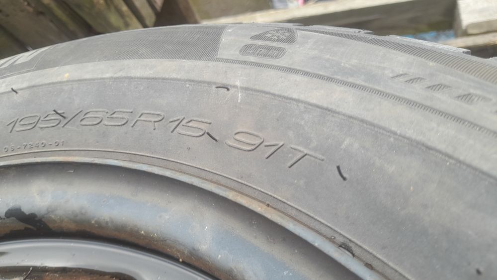Opel stalowe Koła R15 felgi + opony zimowe 195/65R15