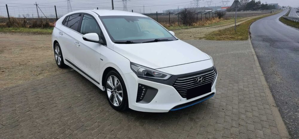 Hyundai IONIQ      2017