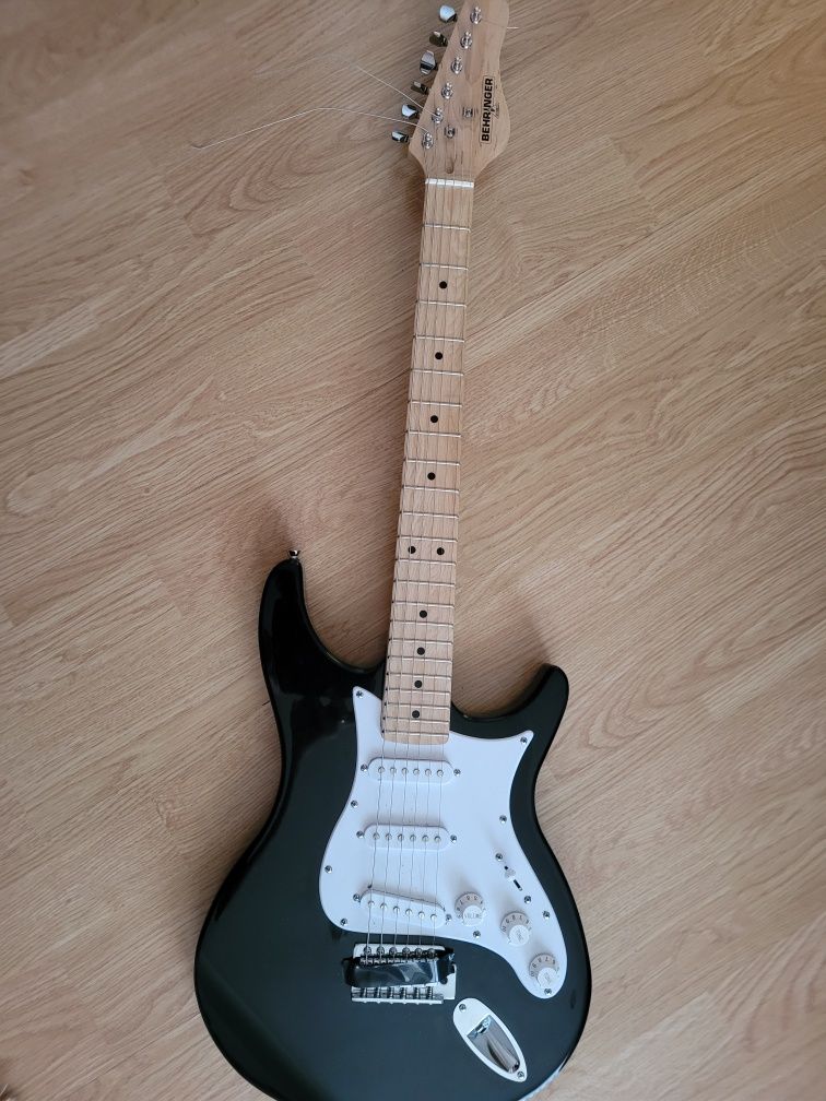 Gitara elektryczna Behringer