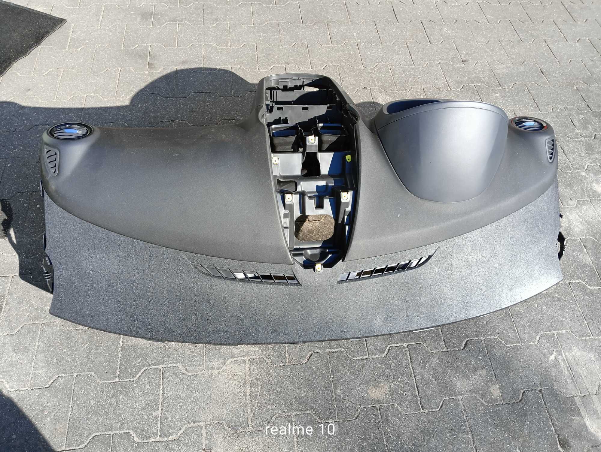 Deska pulpit Opel Corsa D 3d