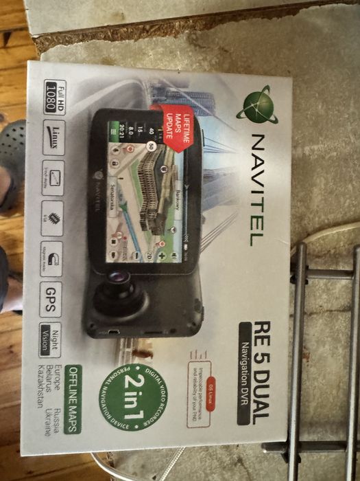 Navitel r5 dual.