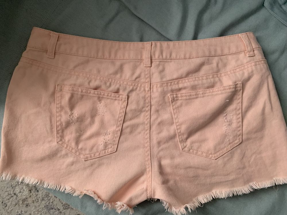 Krótkie jeansowe szorty Vero Moda rozmiar EUR 40