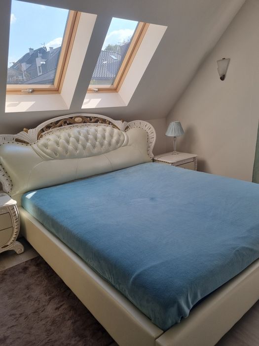 Łóżko tapicerowane, ecoskóra 180/200 z szafkami nocnymi komplet